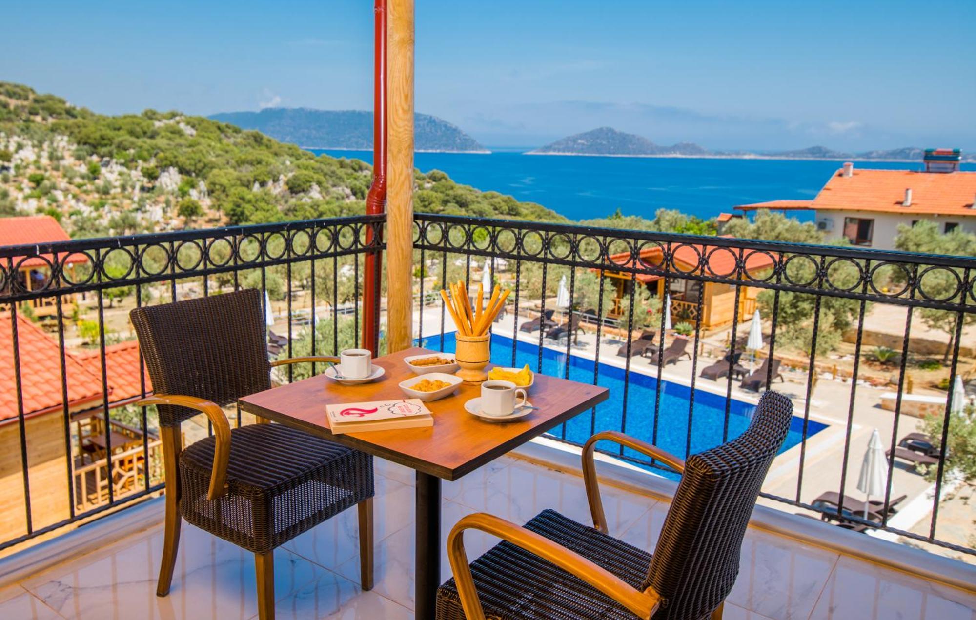 Doganin Ruhu Hotel & Bungalow Каш Екстериор снимка