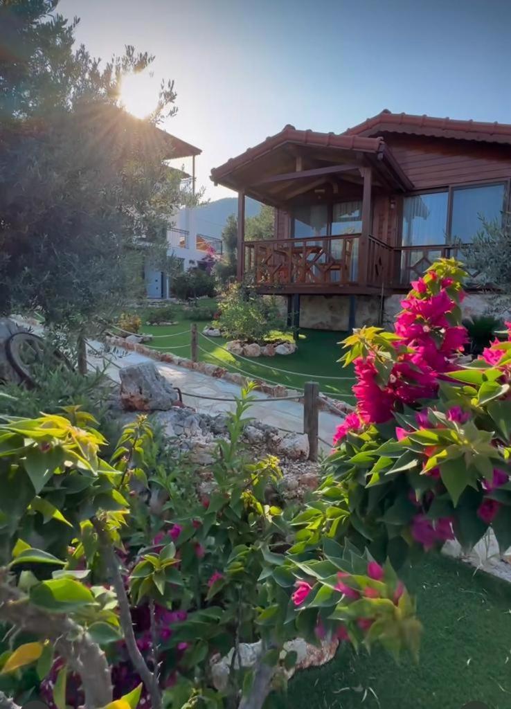 Doganin Ruhu Hotel & Bungalow Каш Екстериор снимка